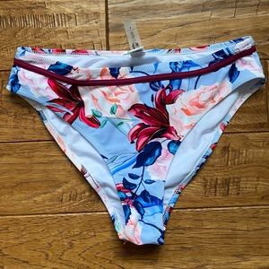 Cupshe Floral Bikini Bottom in Small